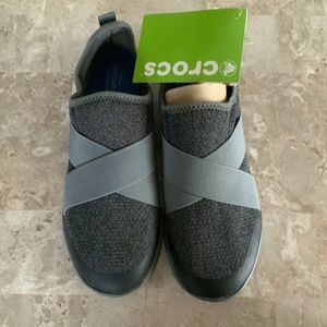 NWT CROCS Slate Grey Cross Strap Women’s Size 6